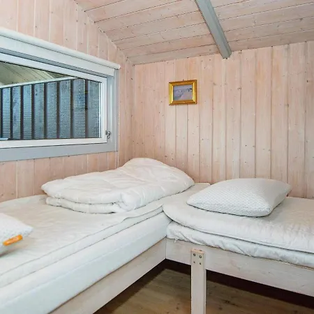 8 Person In Sydals *